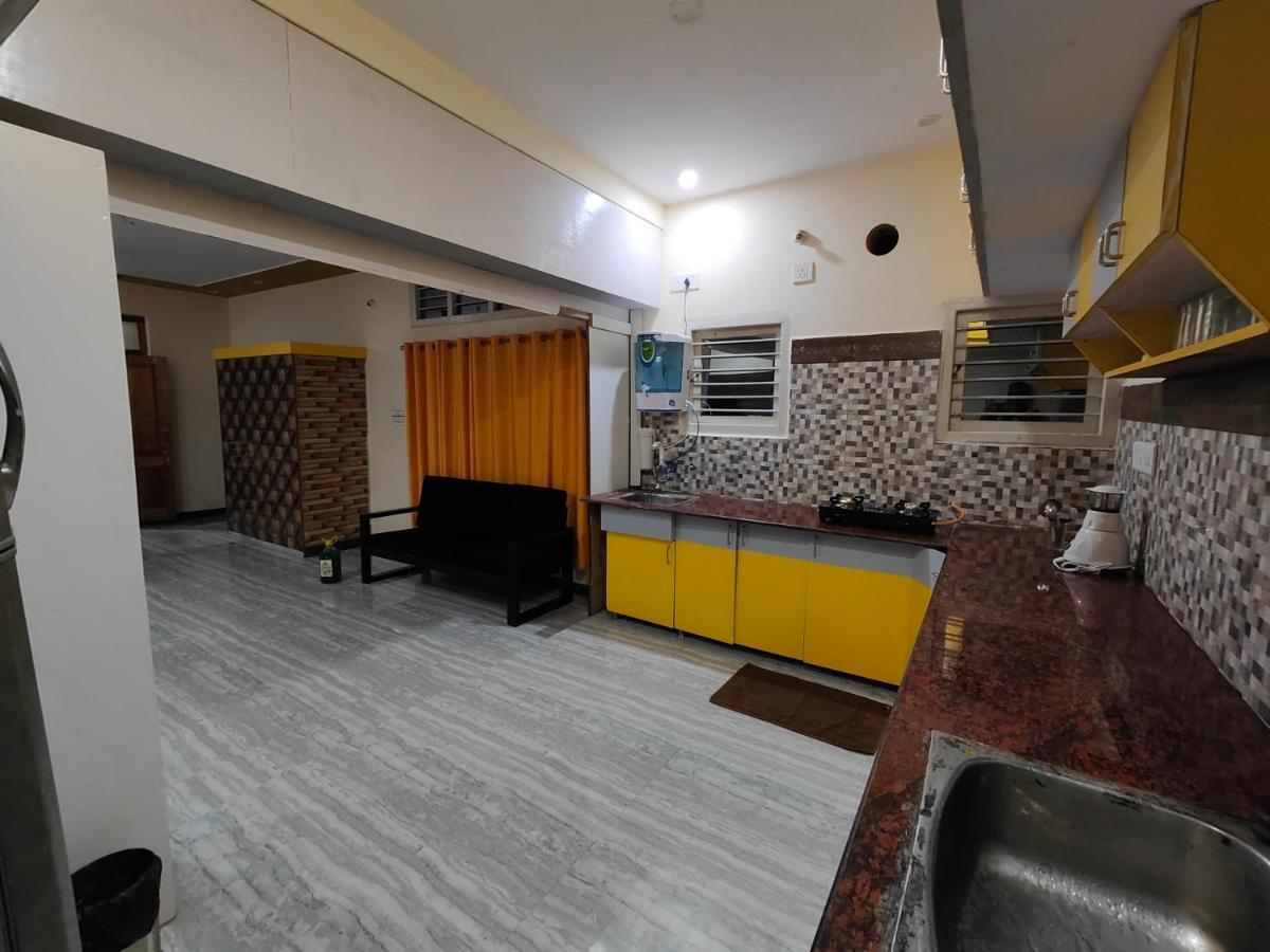 Apartamento Yellow House Mysore Exterior foto